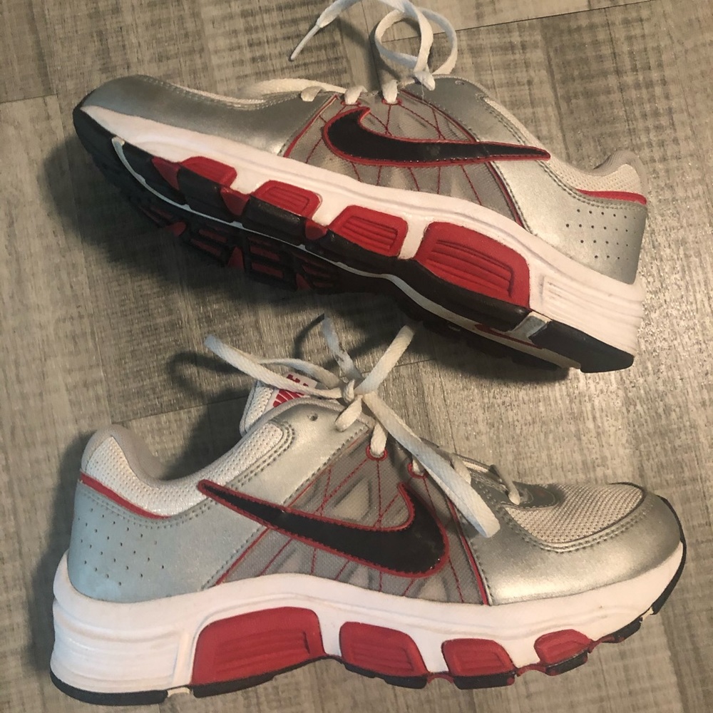 Nike Air Max 270 React Shoes in Black/Dark Grey/Barely Volt